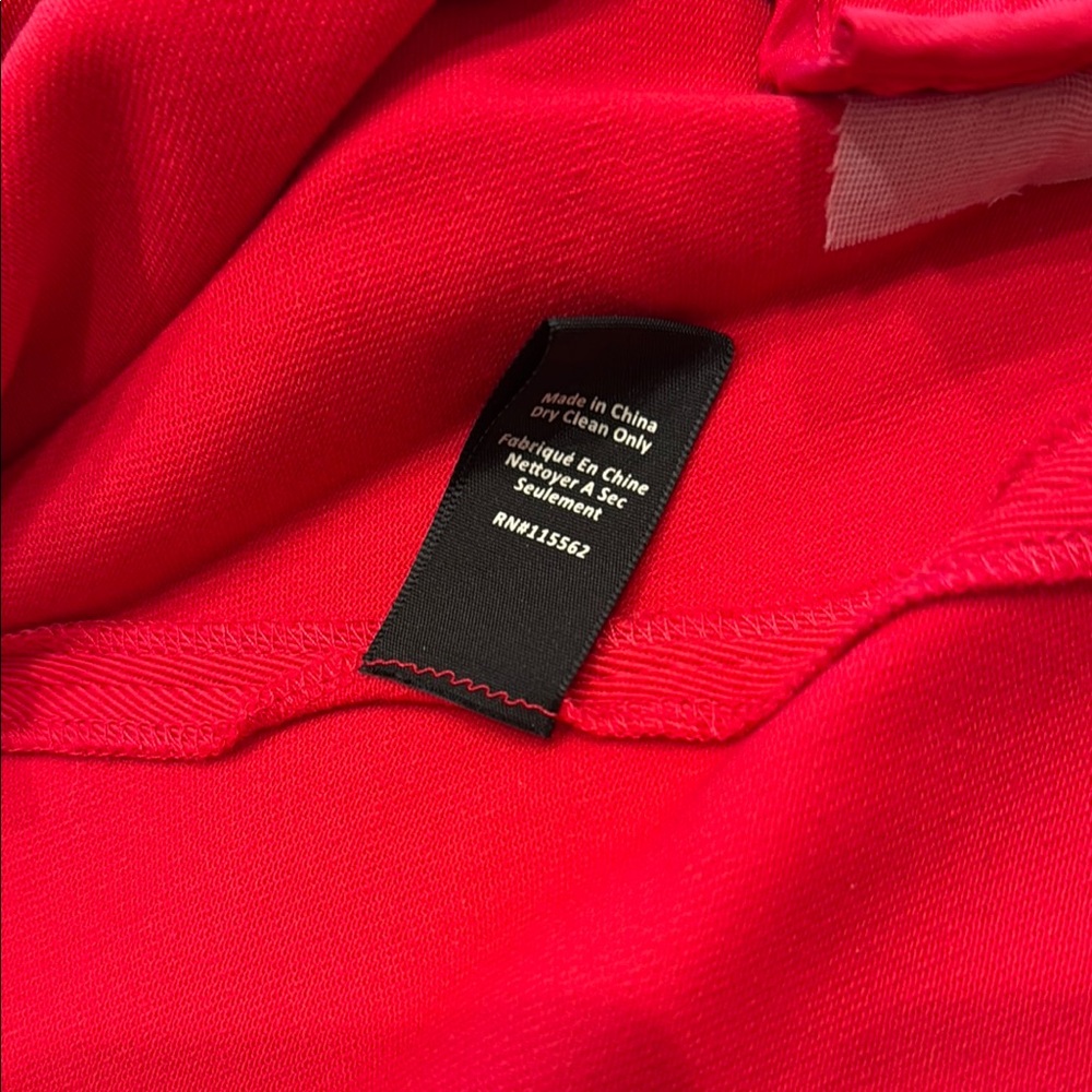 Elizabeth and James Women's Red Double-Breasted Jacket Blazer, size 4 - Picture 4 of 7